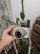 Olympus E-PL8 z obiektywem 14-42mm kompletny zestaw