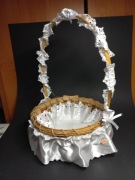 Sukienka falbanka ubranko święconka koszyk wielkanocny