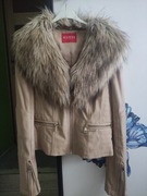 Kurtka Guess z futerkiem 