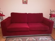 Sofa 2-osobowa z funkcją spania oraz fotel biurowy