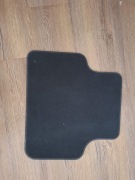 Dywaniki Audi A8 2017 – komplet 5 sztuk, stan prawie jak nowe