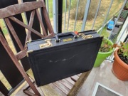 WALIZKA Z ZAMKNIĘCIEM SZYFROWYM NESESER AKTÓWKA BERGHOFFER 45x33x9cm