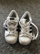 Buty Adidas Superstar roz 29