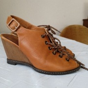 Ryłko skórzane sandały koturny r 37,5 jasny brąz/ rude  stan bdb/idealny 