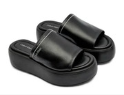 Calvin Klein Skórzane klapki FLATFORM SLIDE LTH 