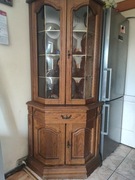 oszklona narożna witryna, dwuczęściowa. 