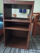 Szafka na sprzęt Hi Fi.