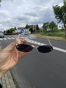 Niesamowite okulary przeciwstoneczne w stylu F