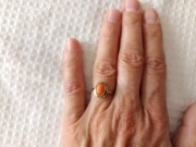 Pierścionek i kolczyki z koralem z żółtego złota 