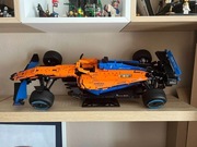 Stojak Lego McLaren F1 42141 