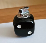 Kolekcjonerska zapalniczka kostka