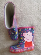 Fioletowe kolorowe buty kalosze świnka Peppa w serca tęcza ok. 26 - 27