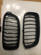 Nerki grill BMW f35 czarne