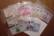 Irak zestaw banknotów 8 sztuki stan 1
