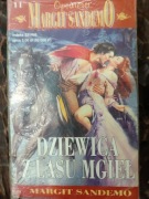 Dziewica z lasu mgieł, M. Sandemo