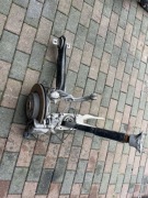 ZWROTNICA PIASTA WAHACZ AMORTYZATOR LEWY TYŁ MERCEDES CLA 117 4X4 4matic 