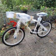 Nowy rower BMW Cruise Bike 