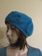 WOOLMARK beret z kwiatem morska zieleń 100% wełna nowy 