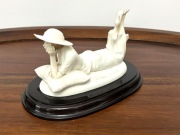 Figurka damy The Leonardo Collection