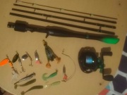 Wędka Castingowa 180cm 7-25g wyrzutu z kompletem  przynęt na szczupak