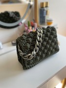 Torba na ramię zrobiona na szydełku