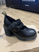 Dr. Martens Czółenka z wysokim przodem 'Eviee'