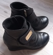 By o la la Buty na koturnie rozmiar 37