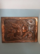 Miedzioryt płaskorzeźba obrazek dziecięcy miedź miś zająć hokej zsrr Miszka