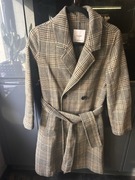 Płaszcz w kratę   Mango  