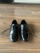 Buty komunijne, skórzane, lakierki czarne, do garnituru rozmiar 36 