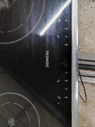 Płyta indukcyjna Siemens a28-893550 uszkodzona