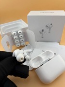 Apple AirPods Pro 3