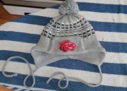 Czapka Czapeczka Ciepła z autkiem Mcqueen  z pomponem obwod ok 42cm 