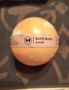 Stara mydlarnia. Kula do kąpieli duża. Neroli 