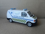 1:43 VW T4 Transporter Ambulans 