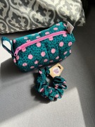 Zestaw kosmetyczka i scrunchie gumka 