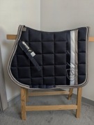 Czaprak skokowy Eskadron classic Big square cotton granatowy Full Vs