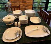 Zestaw obiadowy 43 elementy – idealny dla 12 osób