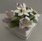 Zabytkowa porcelanowa kompozycja kwiatowa Royal Adderley, England