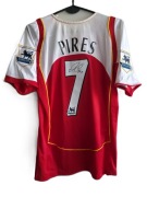 Robert Pires koszulka z oryginalnym autografem Arsenal