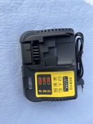 Uniwersalna Ładowarka do akumulatorów DeWELT DCB112