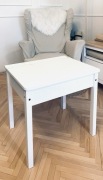 Drewniany stolik dziecięcy IKEA SUNDVIK – używany, bardzo dobry stan