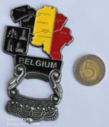 Nowy Metalowy magnes na lodówkę BELGIA Belgium. Opener. Otwieracz. 