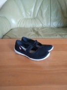 Kapcie do szkoły r. 32