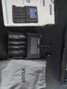 XTAR VC4 Sprzedam ładowanie akumulatorow bateri