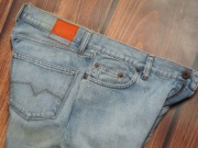 HUGO BOSS- HB 2- W32L36- OLD SCHOOL- VINTAGE- pas 80 cm