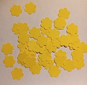 Scrapki papierowe kwiatki 1,6cm 16mm 