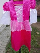 Śliczna suknia na bal karnawałowy 