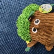 TCC Global Maskotka drzewo DOBROMIR z Biedronki