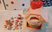 Hello Kitty Domek + figurki 